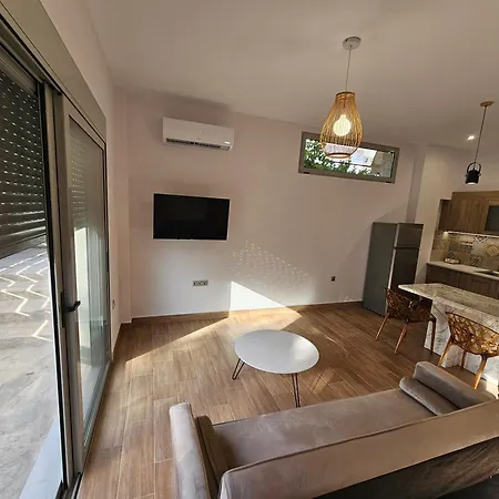 Cute Corner Apartment Khalkoutsion Exterior photo