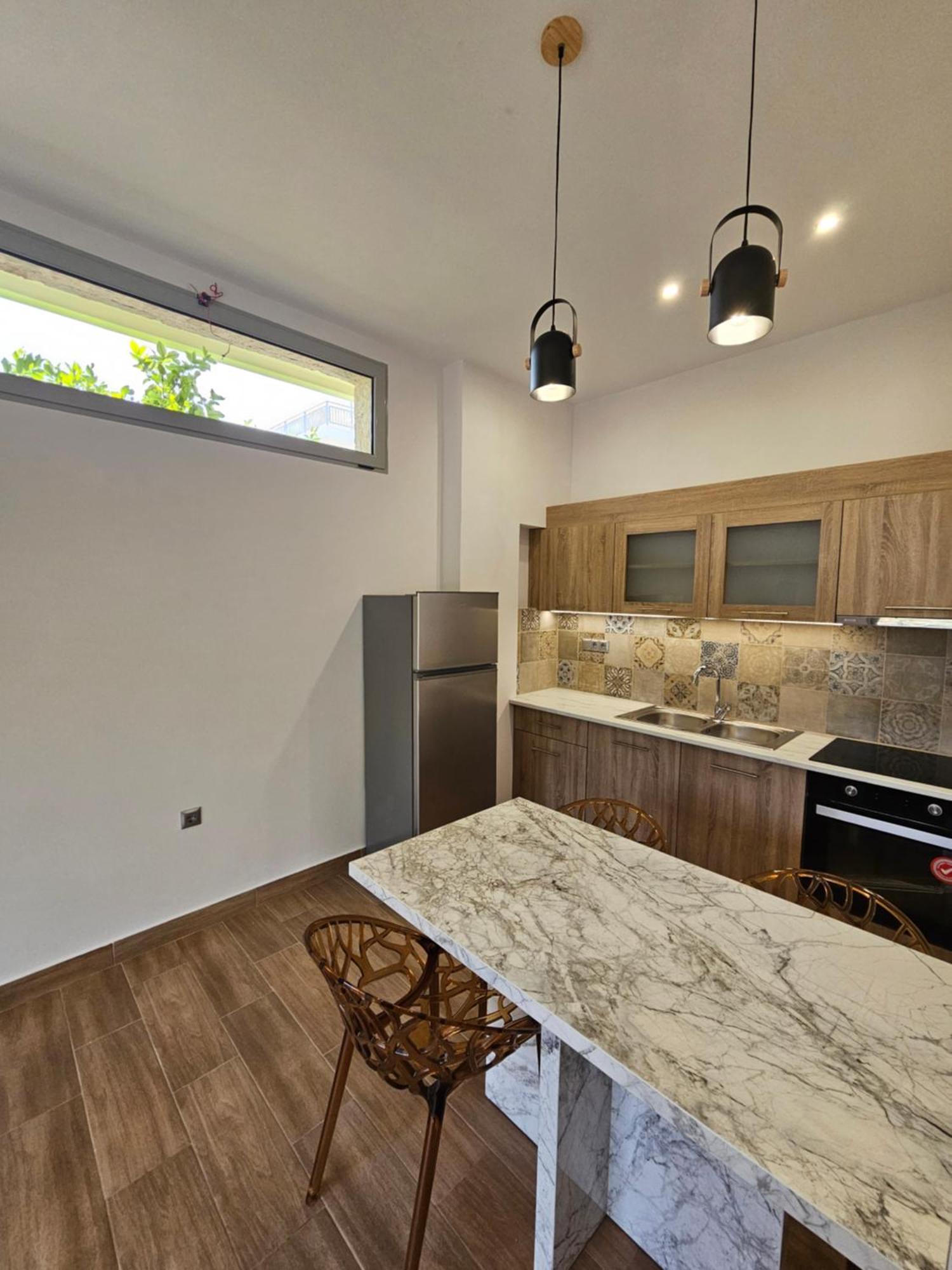 Cute Corner Apartment *